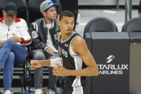 九游娱乐APP-关于Ming连续十五场比赛得分超过出色防守，掘金挑战极限！的信息-九游娱乐APP